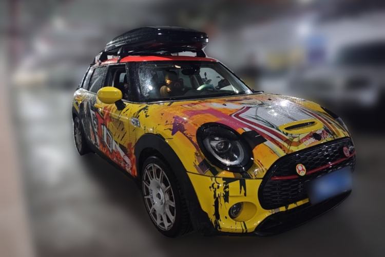 Used MINI Clubman 2019 2.0T COOPER S Front Right 45 Deg