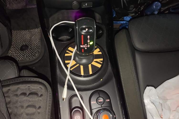 Used MINI Clubman 2019 2.0T COOPER S Gear Lever