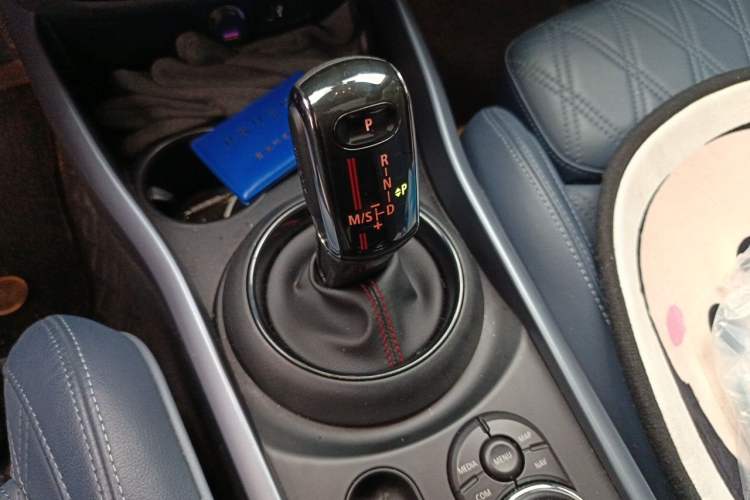 Used MINI Clubman 2019 2.0T COOPER S Gear Lever