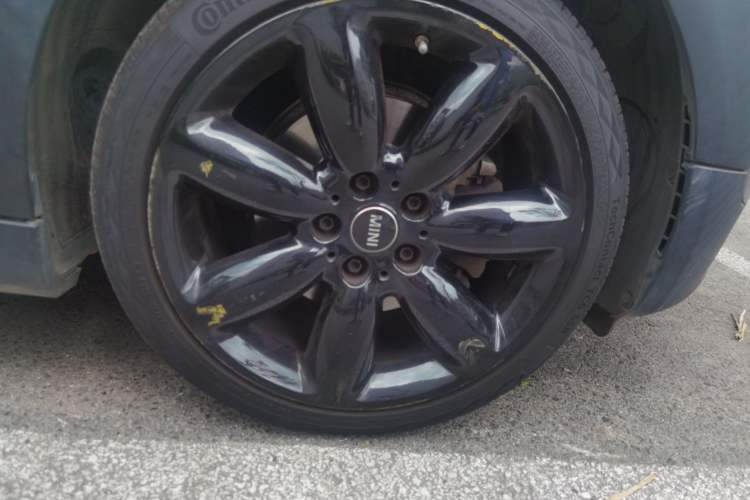 Used MINI Clubman 2019 1.5T COOPER Right Front Wheel Hub
