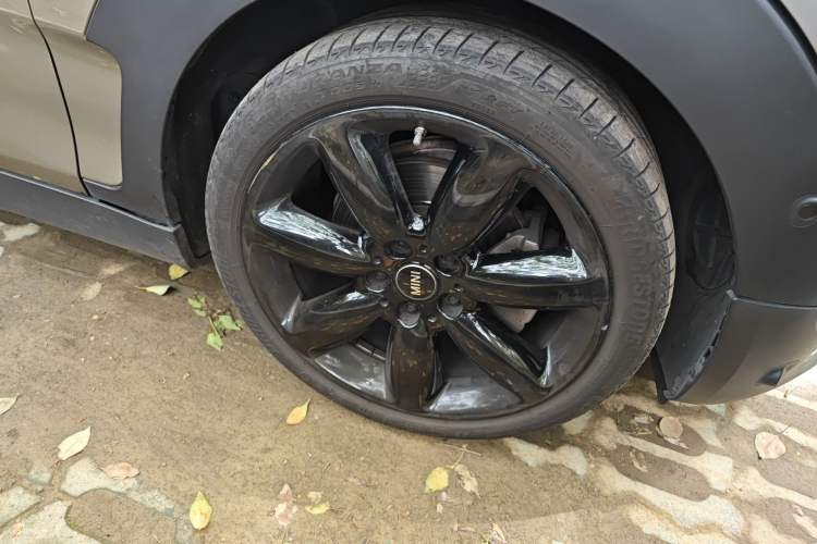 Used MINI Clubman 2019 1.5T COOPER Right Front Wheel Hub