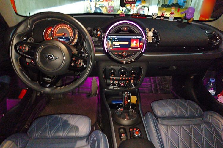 Used MINI Clubman 2019 2.0T COOPER S Center Console
