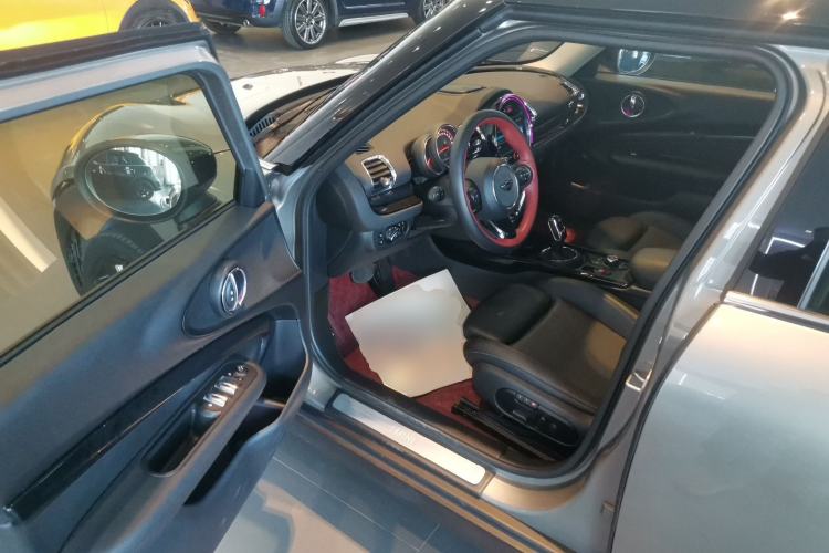 Used MINI Clubman 2019 1.5T COOPER Driver Seat