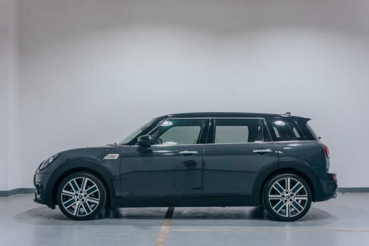 Used MINI Clubman 2019 2.0T COOPER S Exterior 2