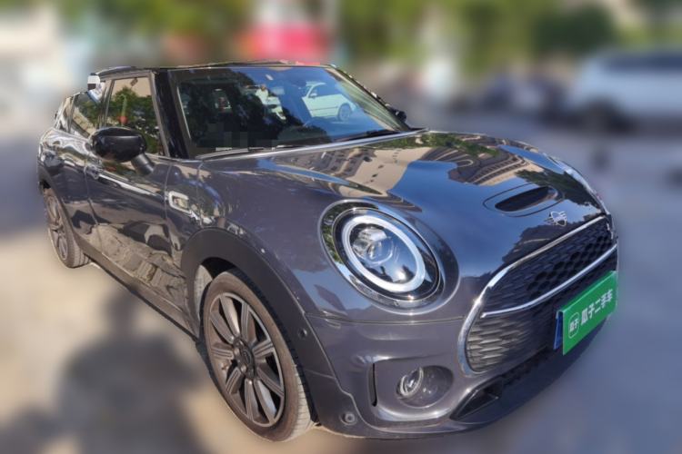 Used MINI Clubman 2019 2.0T COOPER S Front Right 45 Deg
