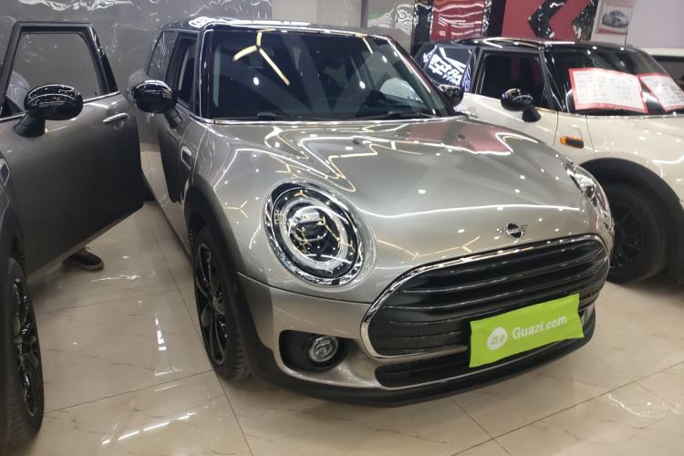 Used MINI Clubman 2019 1.5T COOPER Front Right 45 Deg