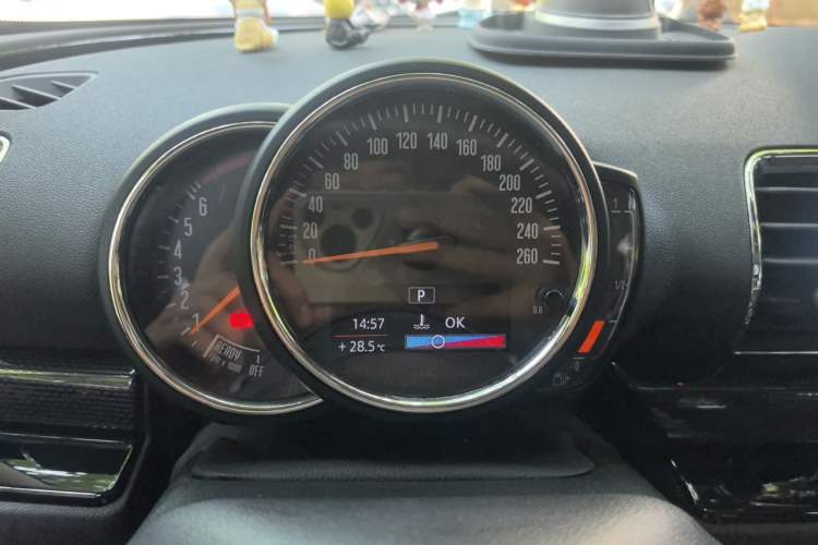 Used MINI Clubman 2019 2.0T COOPER S Moon Edition Instrument Cluster