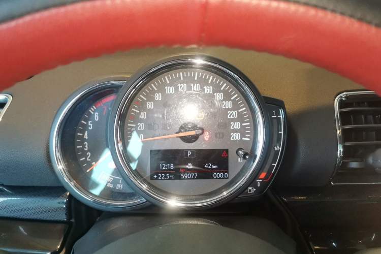 Used MINI Clubman 2019 1.5T COOPER Instrument Cluster