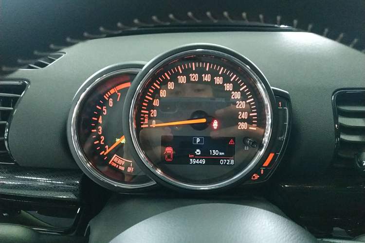 Used MINI Clubman 2019 2.0T COOPER S Instrument Cluster