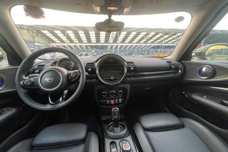 Used MINI Clubman 2019 1.5T COOPER Interior 1