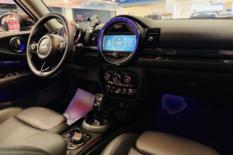 Used MINI Clubman 2019 1.5T COOPER Interior 1
