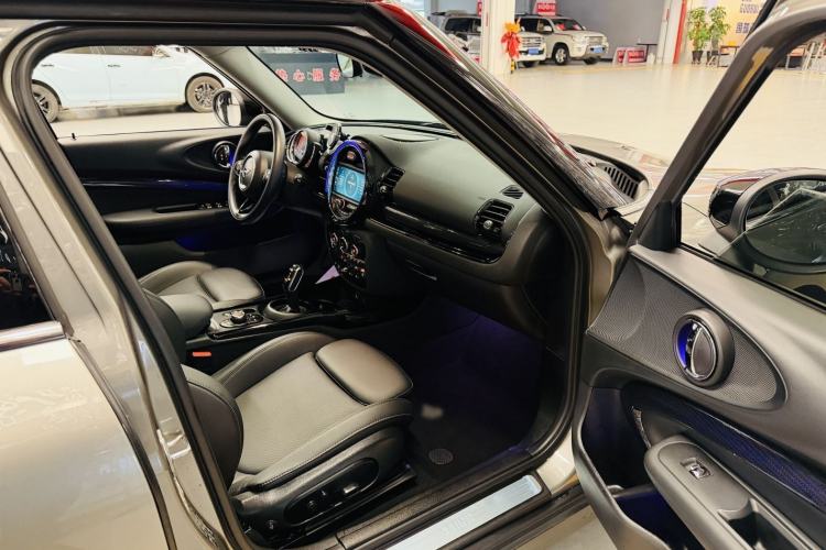Used MINI Clubman 2019 1.5T COOPER Interior 7