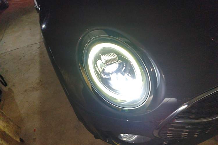 Used MINI Clubman 2019 2.0T COOPER S Right Front Headlight