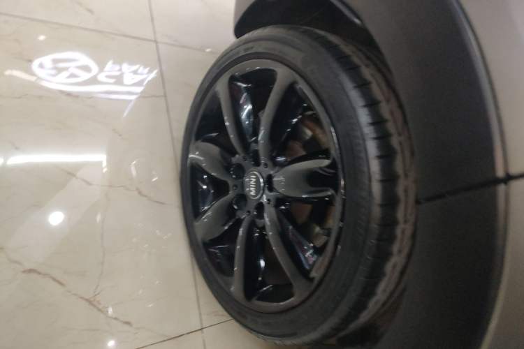 Used MINI Clubman 2019 1.5T COOPER Right Rear Wheel Hub