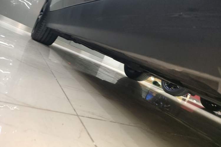 Used MINI Clubman 2019 1.5T COOPER Right Side Sill