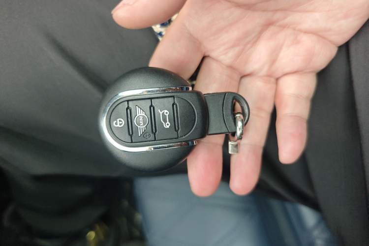 Used MINI Clubman 2019 2.0T COOPER S Vehicle Key
