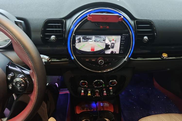 Used MINI Clubman 2019 1.5T COOPER Connoisseur Audio And AC Panel
