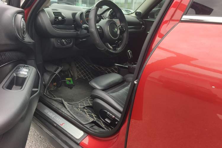 Used MINI Clubman 2019 2.0T COOPER S Driver Seat