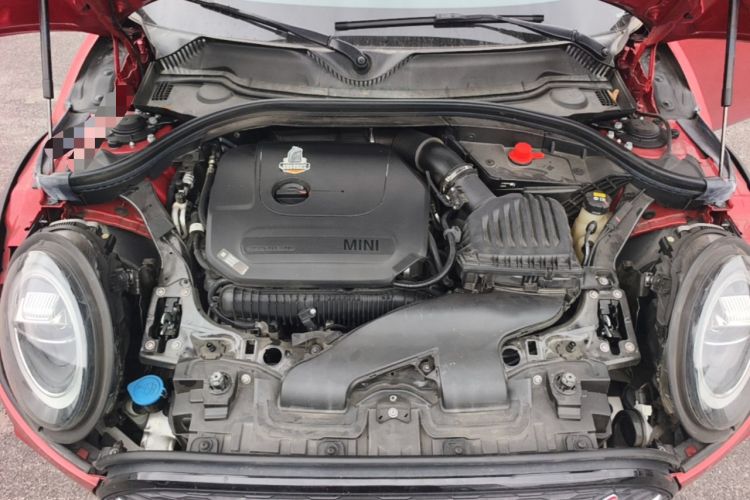 Used MINI Clubman 2019 2.0T COOPER S Engine Bay