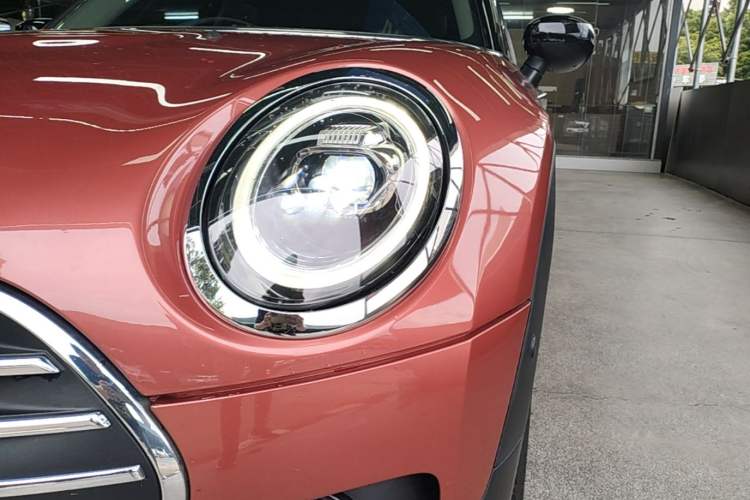 Used MINI Clubman 2019 1.5T COOPER Connoisseur Left Front Headlight