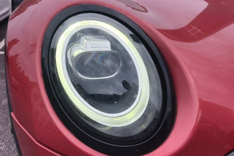 Used MINI Clubman 2019 2.0T COOPER S Right Front Headlight