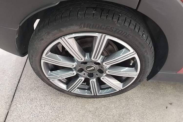 Used MINI Clubman 2019 1.5T COOPER Connoisseur Right Rear Wheel Hub