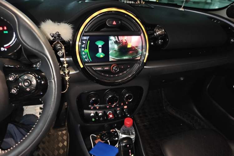 Used MINI Clubman 2019 1.5T COOPER Connoisseur Audio And AC Panel