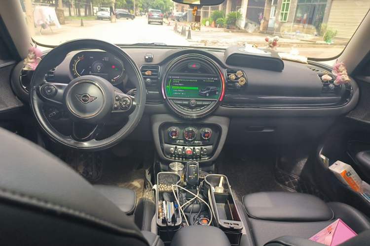 Used MINI Clubman 2019 1.5T COOPER Center Console