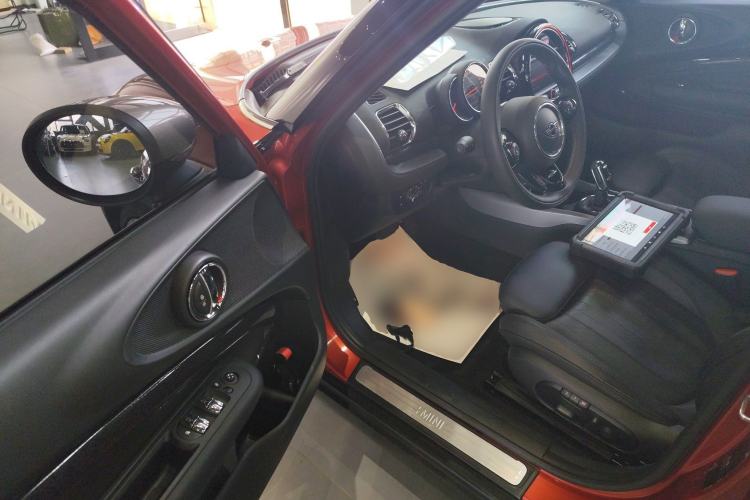Used MINI Clubman 2019 1.5T COOPER Connoisseur Driver Seat