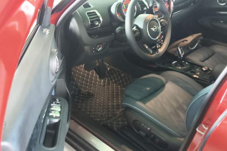 Used MINI Clubman 2019 1.5T COOPER Connoisseur Driver Seat