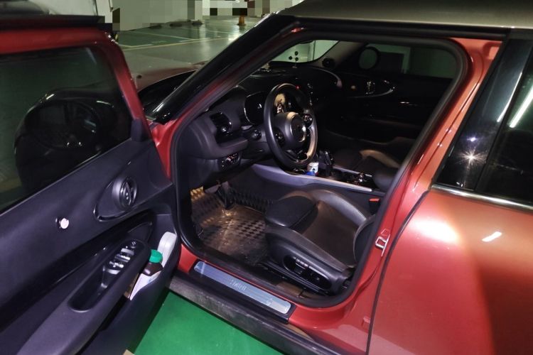 Used MINI Clubman 2019 1.5T COOPER Connoisseur Driver Seat