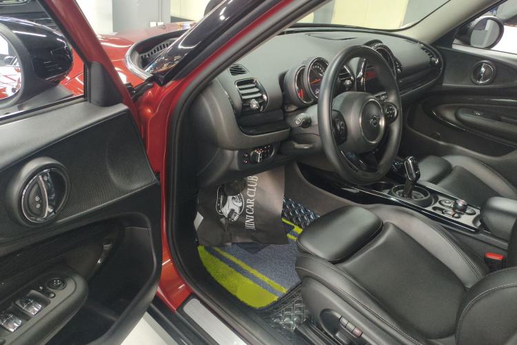 Used MINI Clubman 2019 1.5T COOPER Driver Seat