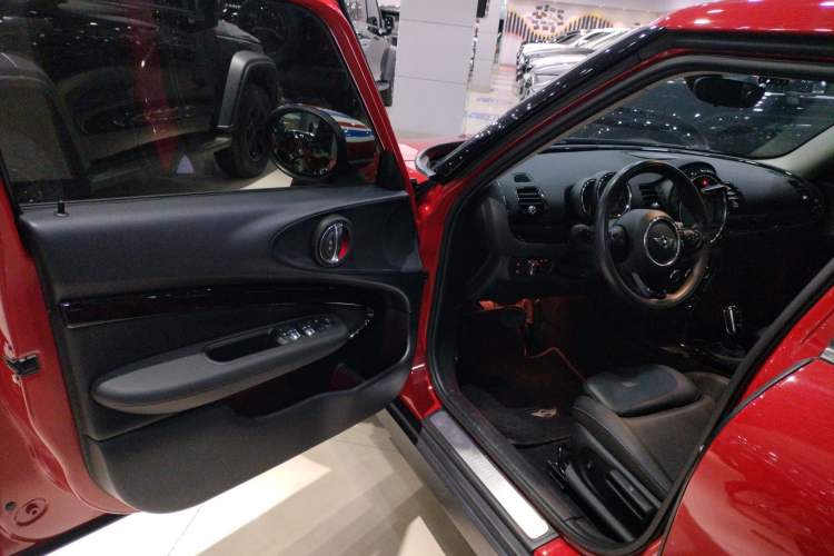 Used MINI Clubman 2019 1.5T ONE Driver Seat