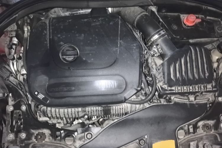 Used MINI Clubman 2019 2.0T COOPER S Engine Bay