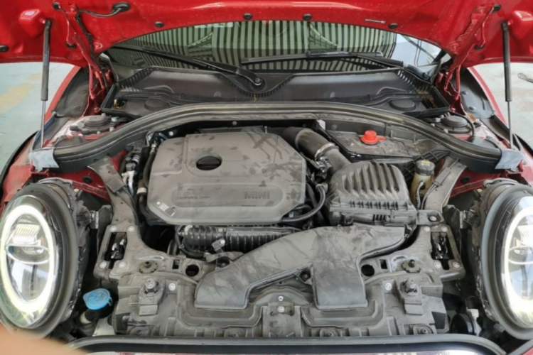 Used MINI Clubman 2019 1.5T COOPER Connoisseur Engine Bay