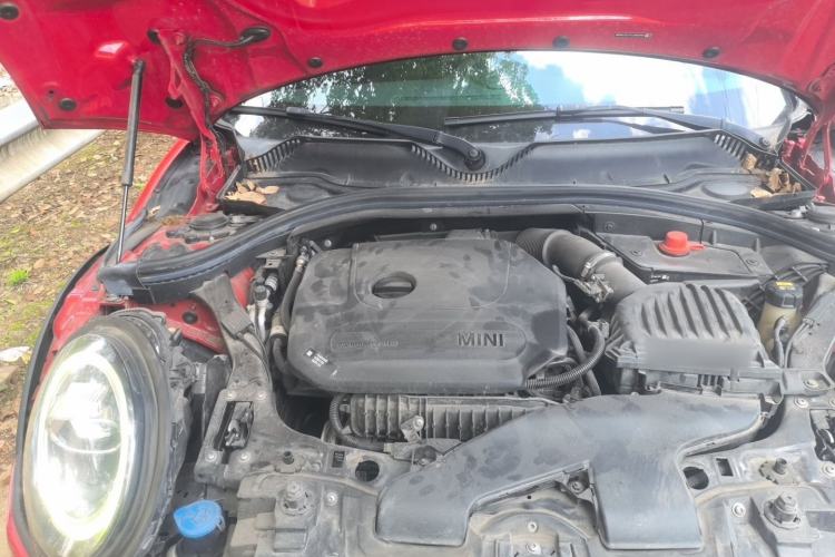 Used MINI Clubman 2019 1.5T COOPER Engine Bay Right
