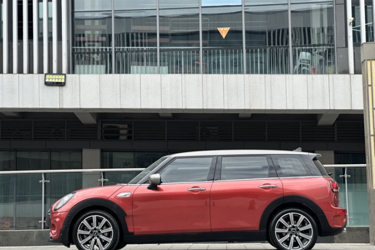 Used MINI Clubman 2019 2.0T COOPER S Exterior 2