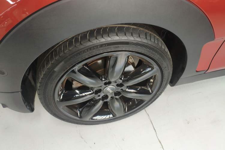 Used MINI Clubman 2019 1.5T COOPER Exterior 4