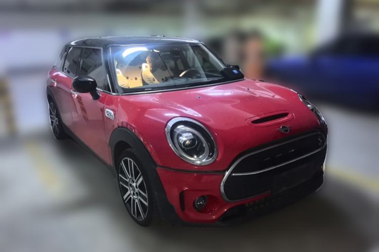 Used MINI Clubman 2019 2.0T COOPER S Front Right 45 Deg