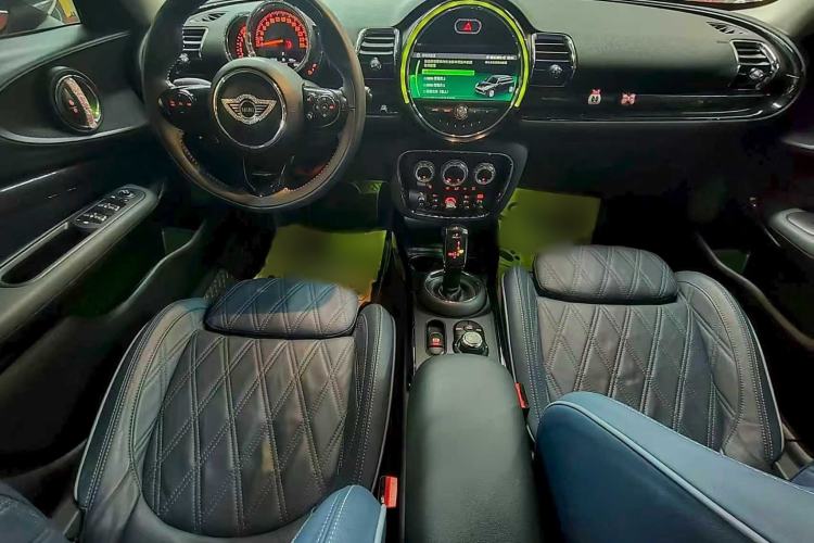 Used MINI Clubman 2019 1.5T COOPER Connoisseur Interior 4