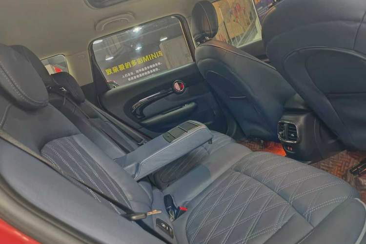 Used MINI Clubman 2019 1.5T COOPER Connoisseur Interior 5