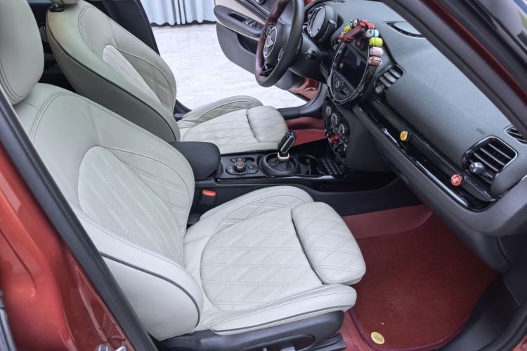 Used MINI Clubman 2019 1.5T COOPER Connoisseur Interior 6