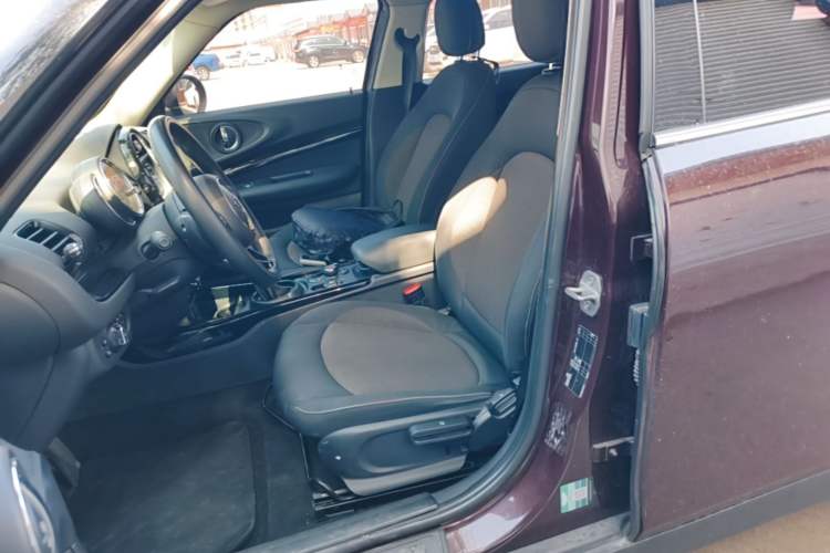 Used MINI Clubman 2019 1.5T ONE Aesthetic Edition Left Front Seat