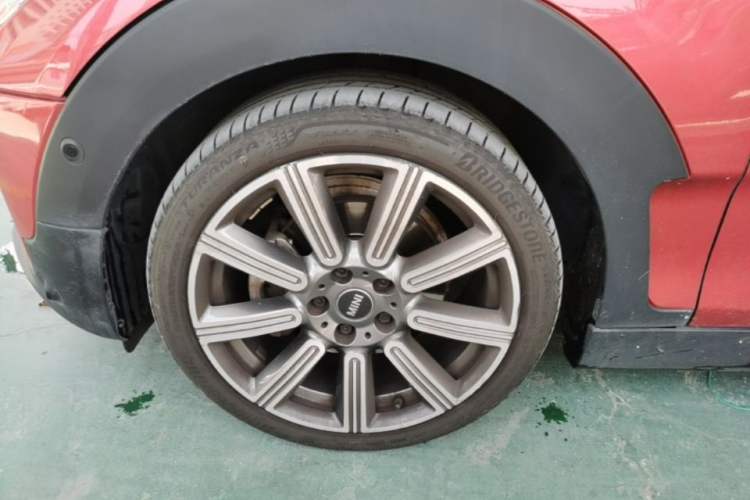 Used MINI Clubman 2019 1.5T COOPER Connoisseur Left Front Wheel Hub