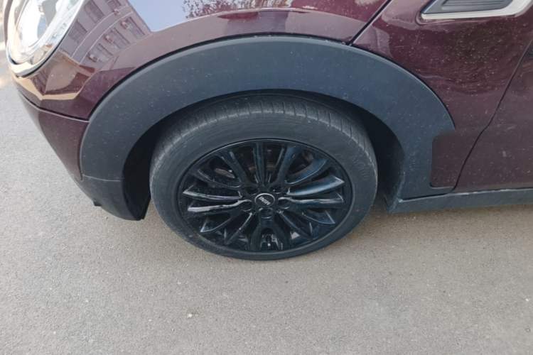 Used MINI Clubman 2019 1.5T ONE Aesthetic Edition Left Front Wheel Hub