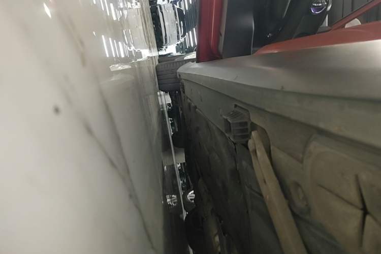 Used MINI Clubman 2019 2.0T COOPER S Left Side Sill