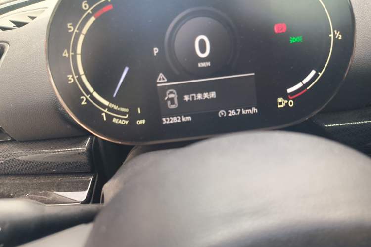 Used MINI Clubman 2019 1.5T COOPER Odometer Close Up