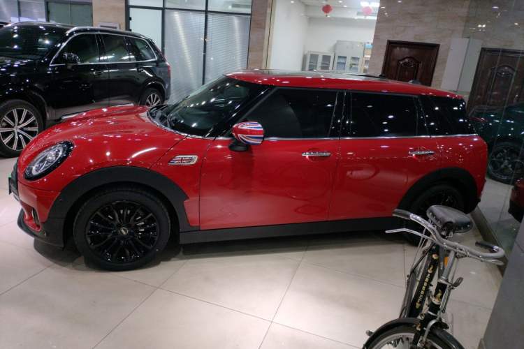 Used MINI Clubman 2019 1.5T ONE Rear Left 45 Deg