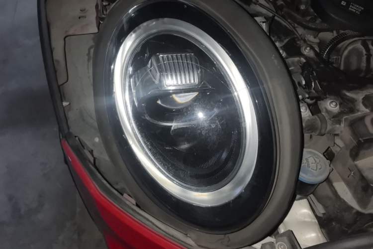 Used MINI Clubman 2019 2.0T COOPER S Right Front Headlight