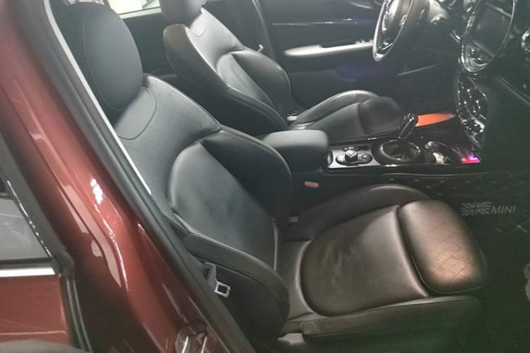 Used MINI Clubman 2019 2.0T COOPER S Right Front Seat